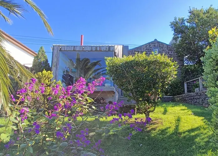 Casa Da Talha- Rustikaler Charme Auf Den Azoren By Interhome