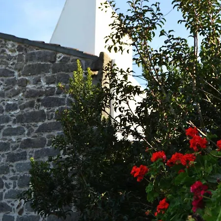 Casa Da Talha- Rustikaler Charme Auf Den Azoren By Interhome *