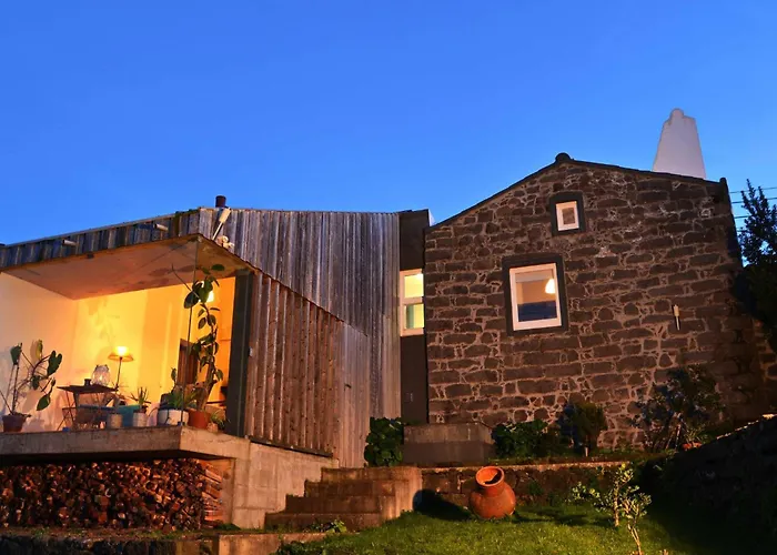 Casa Da Talha- Rustikaler Charme Auf Den Azoren By Interhome